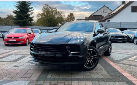 PORSCHE Macan 2.0