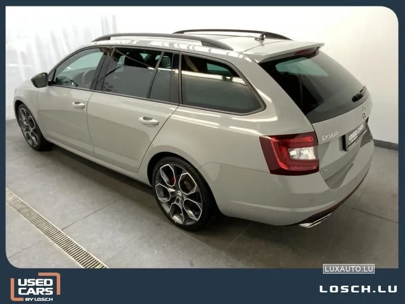 Skoda Octavia RS DSG 4x4 Image 3